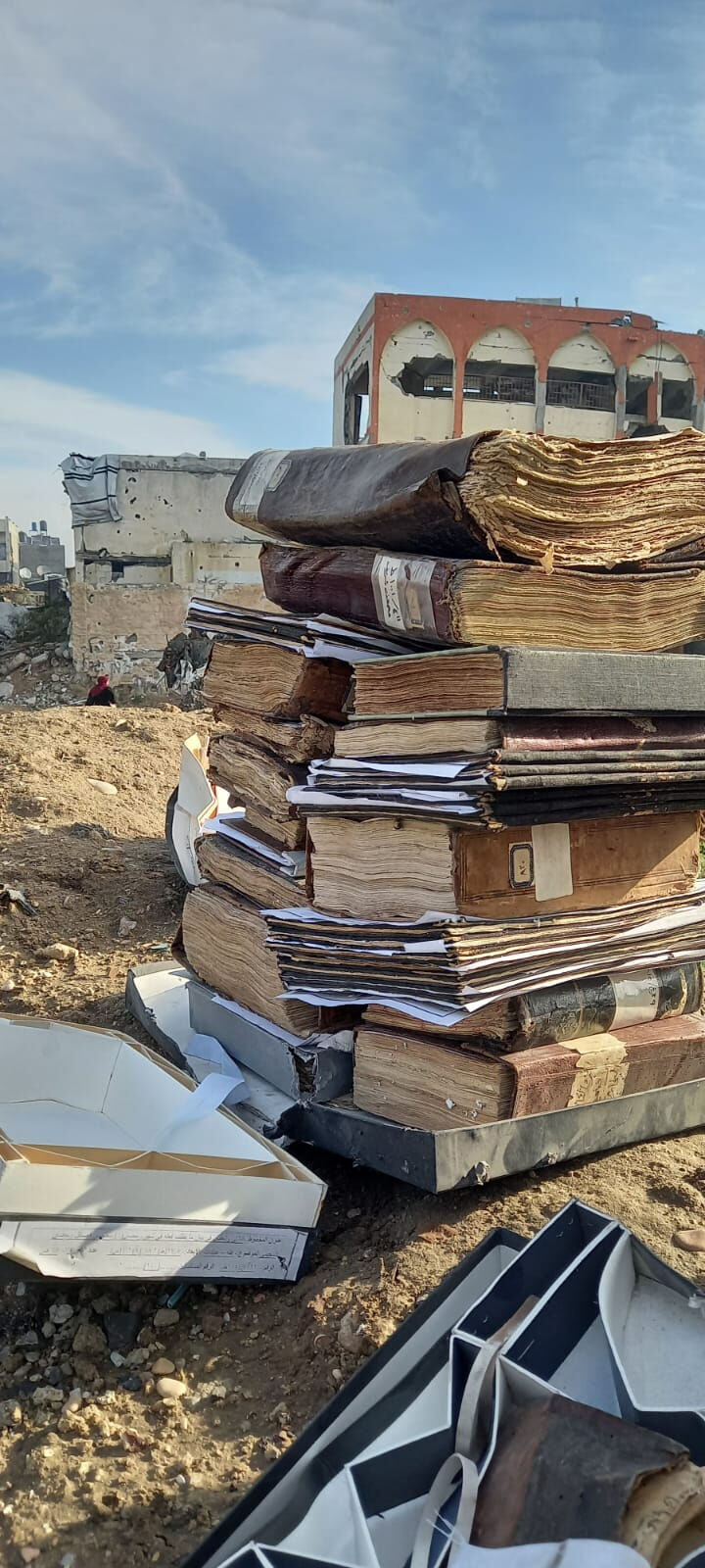 Yazma eserlerin yarısını kurtardık! Gazze'nin mirası enkazın altından çıktı - 2. Resim