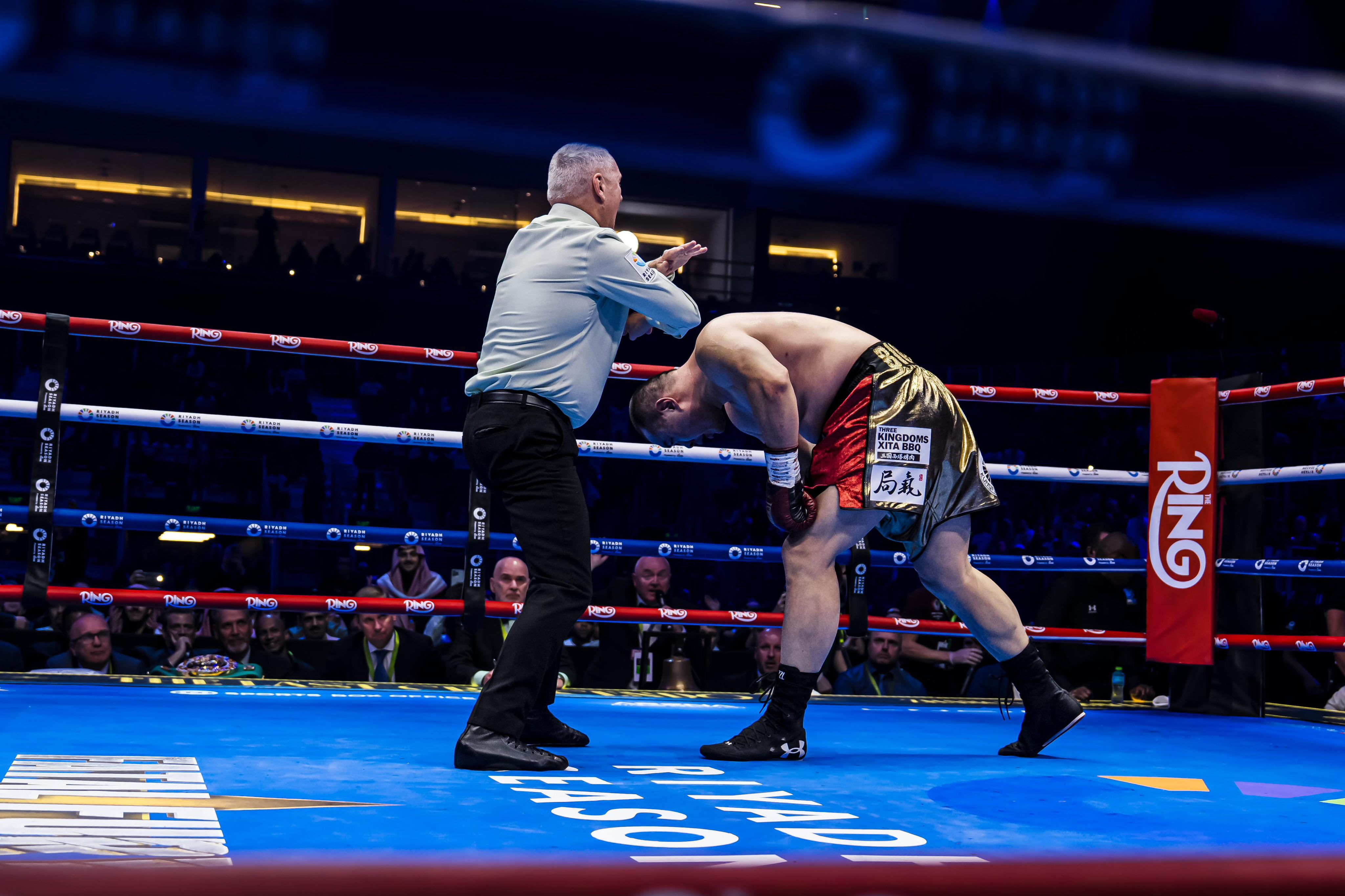 Agit Kabayel, WBC geçici ağır sıklet şampiyonu oldu! Çinli rakibi Zheili Zhang’ı nakavt etti - 2. Resim