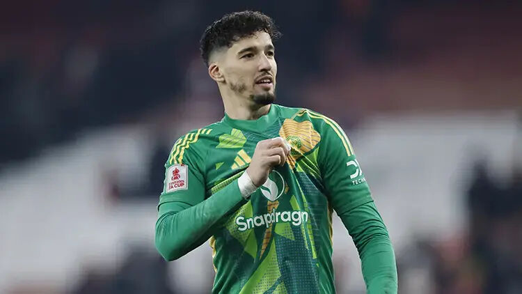 Altay Bayındır'ın son durumunu belli oldu! Ruben Amorim'den ilk açıklama geldi - 1. Resim