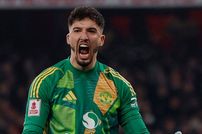 Altay Bayındır'ın son durumunu belli oldu! Ruben Amorim'den ilk açıklama geldi - 4. Resim