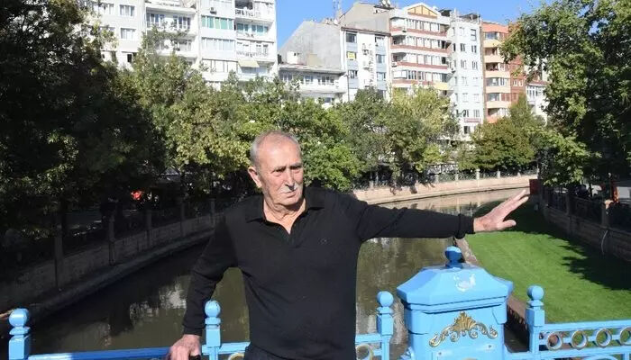Amigo Orhan kimdir? Orhan Erpek kaç yaşında, neden öldü? Türkiye'nin ilk amigosu hayatını kaybetti Amigo Orhan kimdir? Orhan Erpek kaç yaşında, neden öldü? Türkiye'nin ilk amigosu hayatını kaybetti - 3. Resim