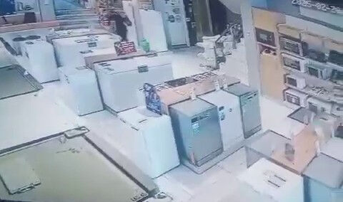 Erzurum'da korkutan bir deprem meydana gelmişti! Vatandaşların yaşadığı panik anlarının görüntüleri ortaya çıktı Erzurum'da korkutan bir deprem meydana gelmişti! Vatandaşların yaşadığı panik anlarının görüntüleri ortaya çıktı - 2. Resim