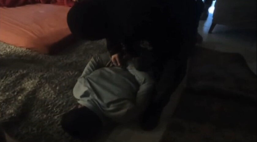 Polisten kaçmak için 3. kattan atladı! İki ayağı da kırıldı - 3. Resim