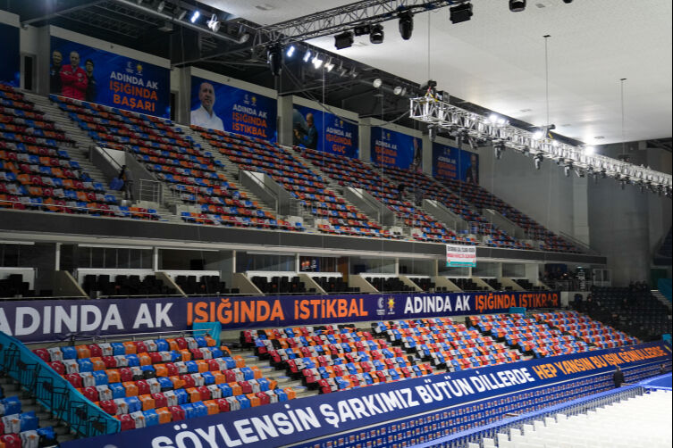 AK Parti'de yeni kadro şekilleniyor! Mesut Özil ve Sinan Akçıl yönetime dahil olacak AK Parti'de yeni kadro şekilleniyor! Mesut Özil ve Sinan Akçıl yönetime dahil olacak - 1. Resim