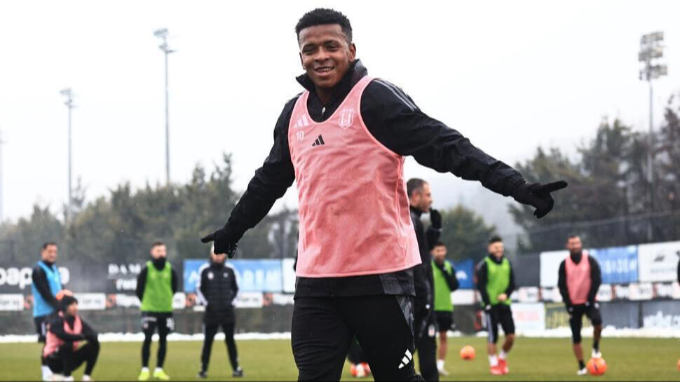 Arroyo ve Ricardo'yu şoke eden soğuk!  Arroyo ve Ricardo "Kulaklarımı hissetmiyorum" diyerek maçta etkilendiler! - 1. Resim