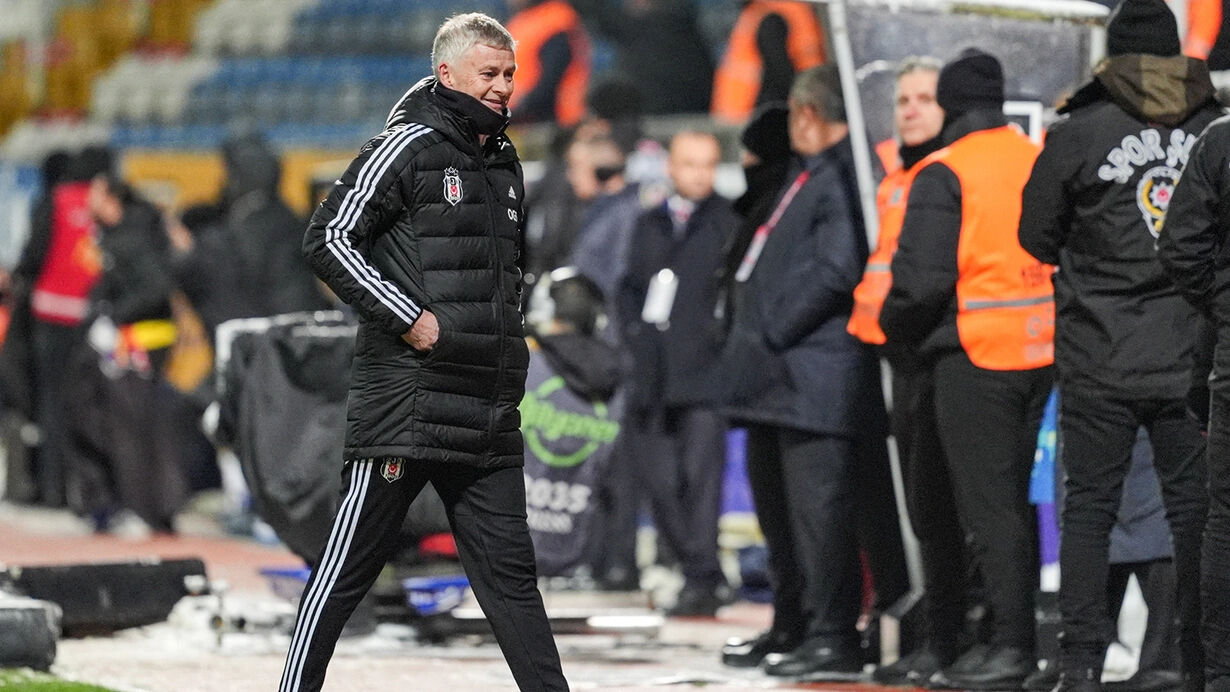 Beşiktaş Ole Gunnar Solskjaer ile uçuşa geçti! Otomatik geçiş sistemi şaha kalktı - 3. Resim