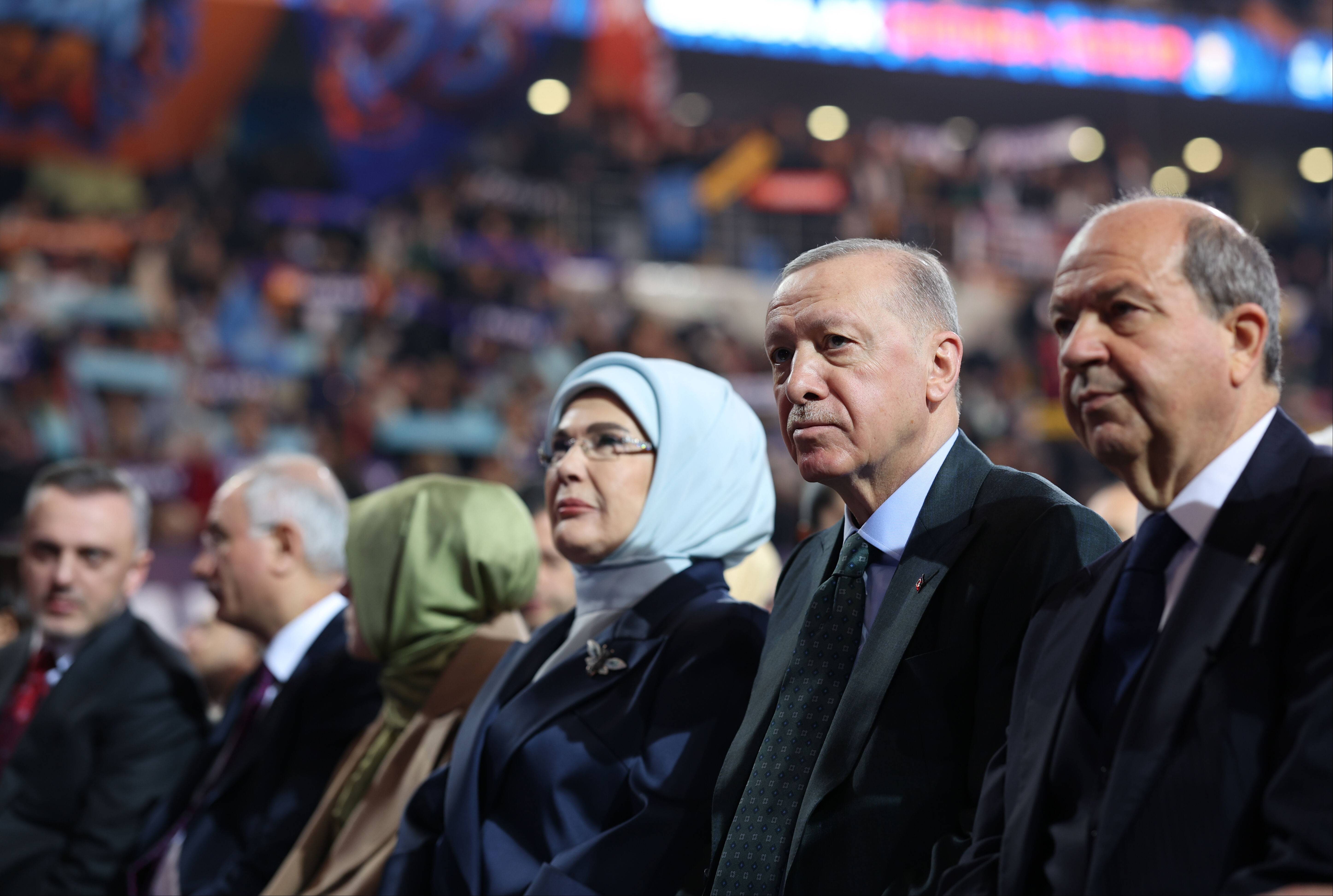 Cumhurbaşkanı Erdoğan'dan TÜSİAD'a rest: Eski kötü alışkanlıklar devam ederse ona göre muamele ederiz Cumhurbaşkanı Erdoğan'dan TÜSİAD'a rest: Bu devlet rüyalarınızı kâbusa dönüştürür - 1. Resim