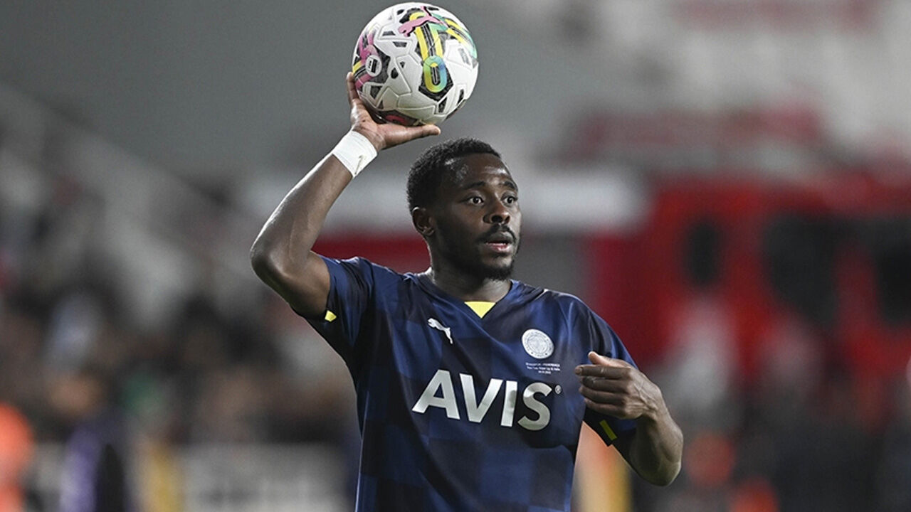 Derbi 17 futbolcu için bir 'ilk' fırsatı! Gözler teknik direktörlerde - 1. Resim