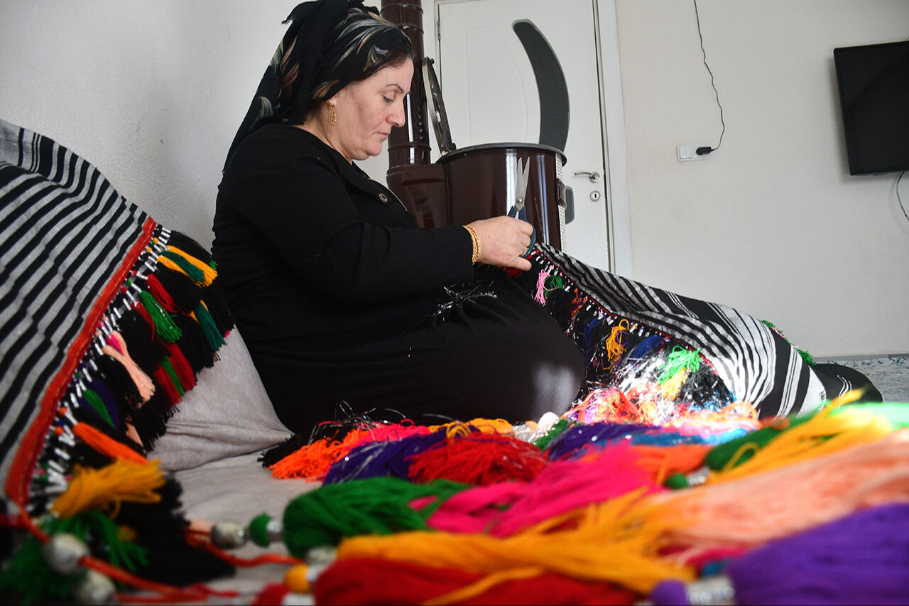 Kışın yapıp baharda altın fiyatına satıyorlar! Şırnak'ta d&uuml;ğ&uuml;nlerin vazge&ccedil;ilmezi puşiler - 1. Resim