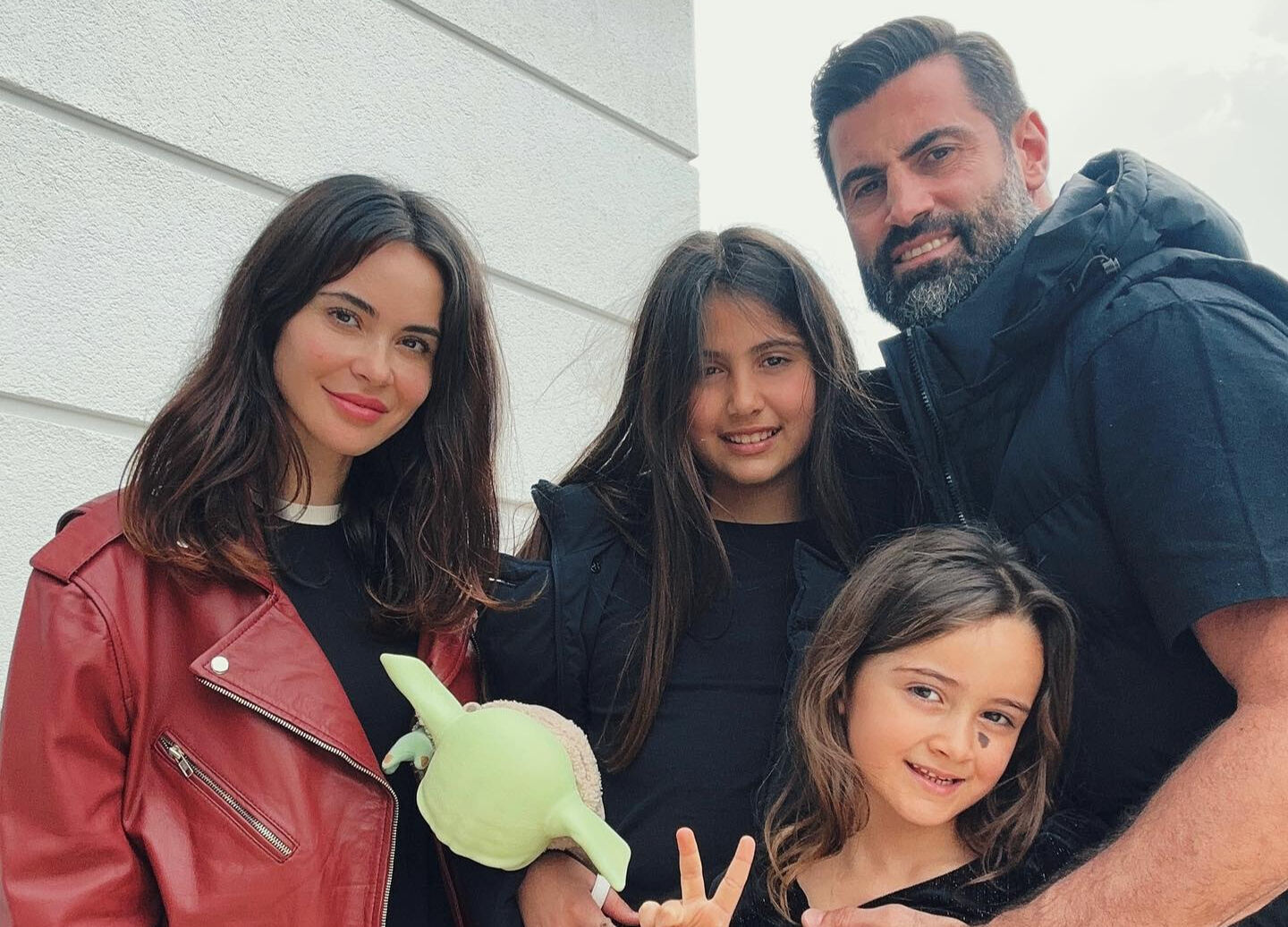 Zeynep Sever Demirel - Volkan Demirel üçüncü çocuklarına kavuştu! Bebeklerinin ismi çok konuşuldu - 1. Resim