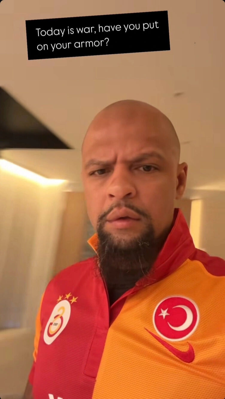 Fenerbahçe derbisi öncesi Felipe Melo'dan paylaşım! - 2. Resim