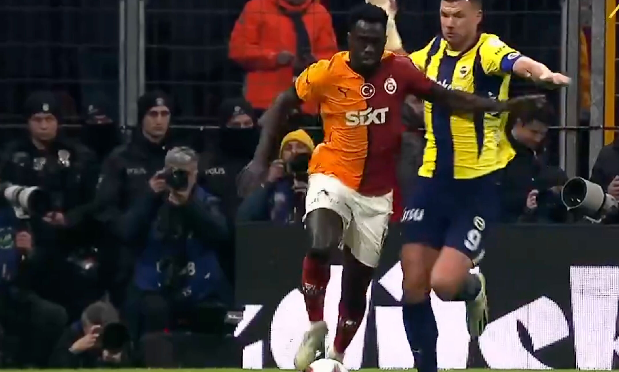 Galatasaray - Fenerbahçe maçı kaç kaç bitti? gs fb maç özeti - 2. Resim