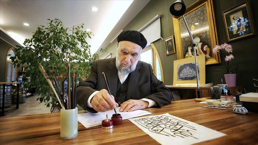 Hasan Çelebi kimdir? Ünlü hattat hayatını kaybetti - 1. Resim