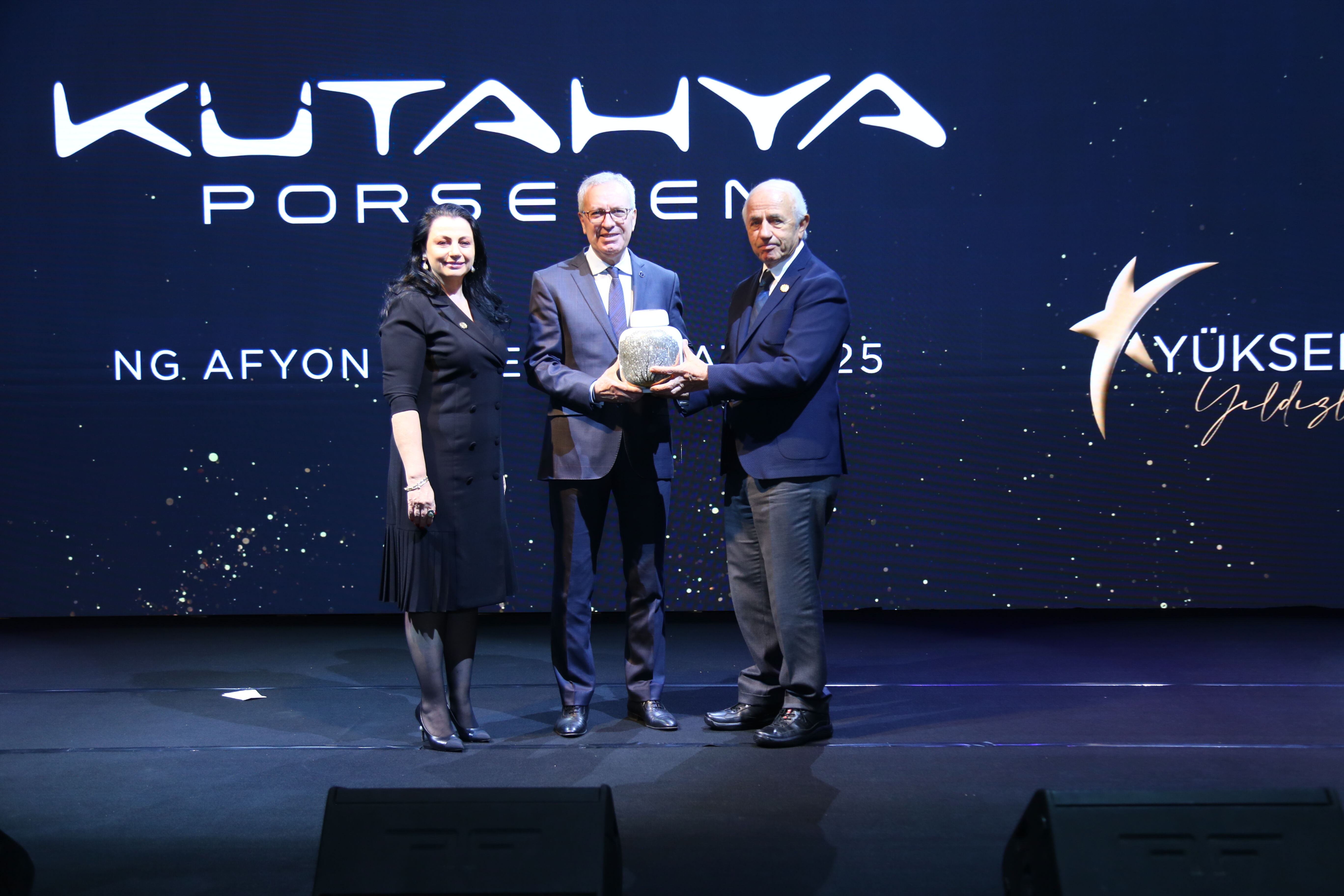 İş Bankası Yönetim Kurulu Başkanı Adnan Bali'den Türkiye vurgusu: Pazarın en kıymetli yerinde dükkânımız var İş Bankası Yönetim Kurulu Başkanı Adnan Bali'den Türkiye vurgusu: Pazarın en kıymetli yerinde dükkânımız var - 2. Resim