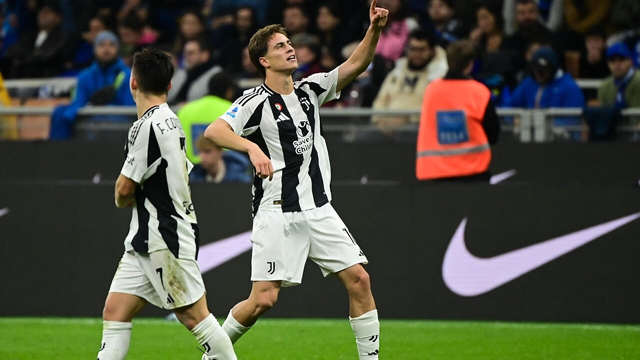 Montella aradığı damadı buldu! Canlı yayında milli futbolcuyu öve öve bitiremedi - 1. Resim