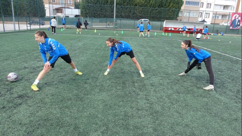 3 oyuncuları birden Galatasaray'a transfer oldu! 3 oyuncuları birden Galatasaray'a transfer oldu! - 3. Resim