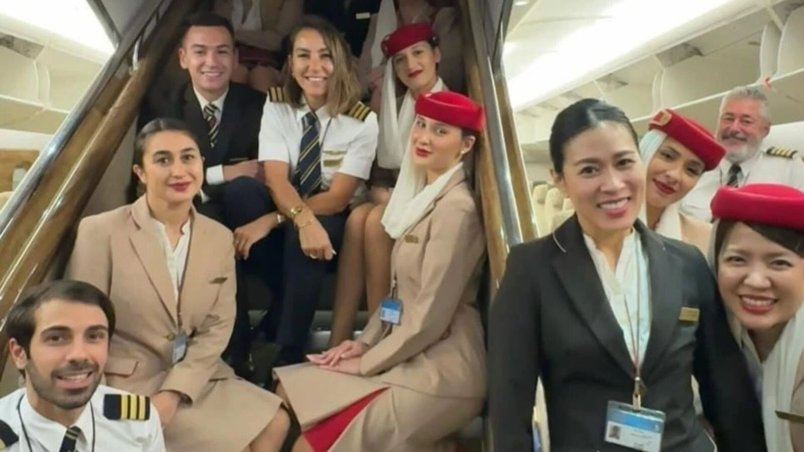 airbus a380! Gökçe Kübra Yıldırım kimdir, kaç yaşında? airbus a380! Gökçe Kübra Yıldırım kimdir, kaç yaşında? - 1. Resim