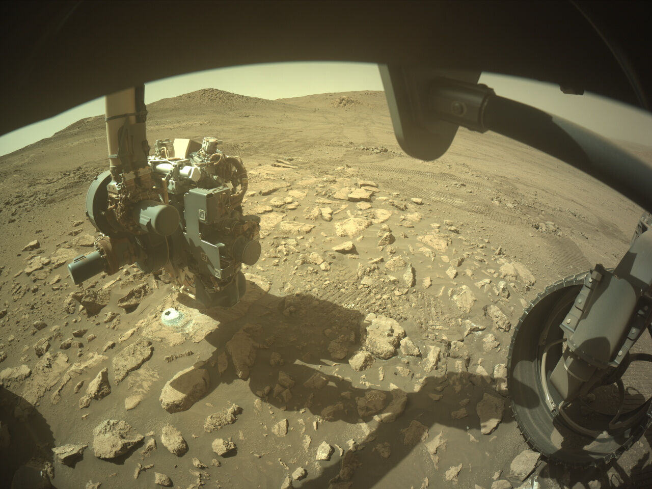 Bilim insanlarından inanılmaz keşif! Kızıl Gezegen'de okyanus ve kumsallara ait izler bulundu - 1. Resim