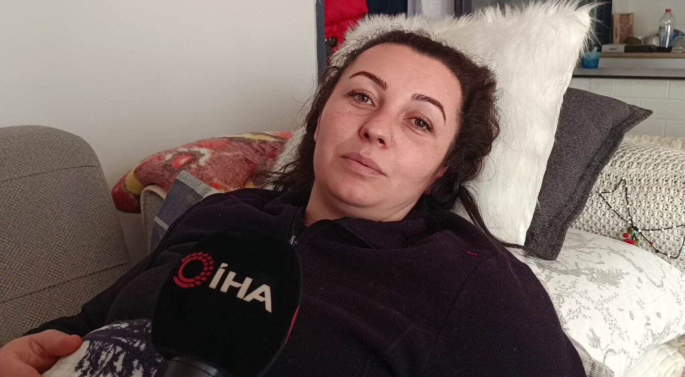 Ehliyetsiz sürücü dehşeti yaşattı! Talihsiz kadın arabanın altında kaldı - 2. Resim