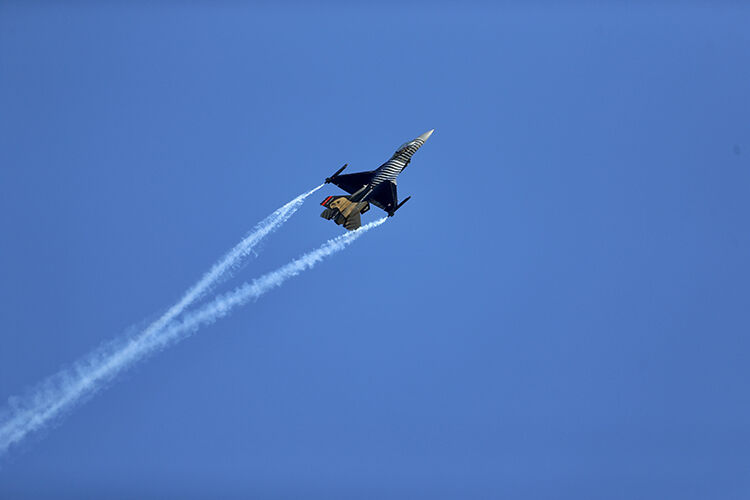 Fethiye'de jet uçak sesleri nereden geliyor? 25 Şubat Salı SOLOTÜRK uçuş programı belli oldu - 1. Resim