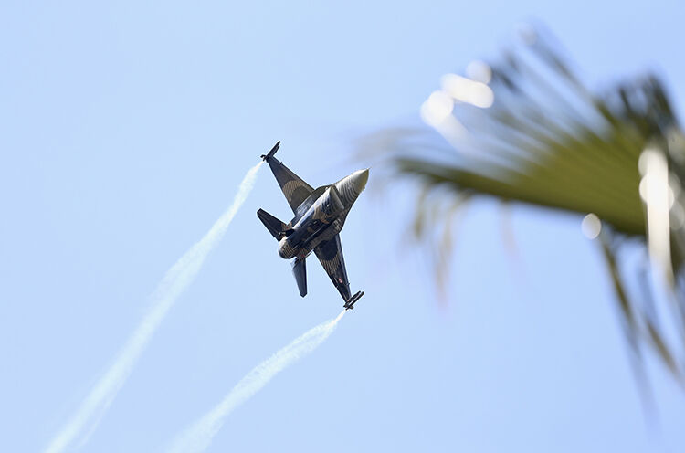 Fethiye'de jet uçak sesleri nereden geliyor? 25 Şubat Salı SOLOTÜRK uçuş programı belli oldu - 2. Resim