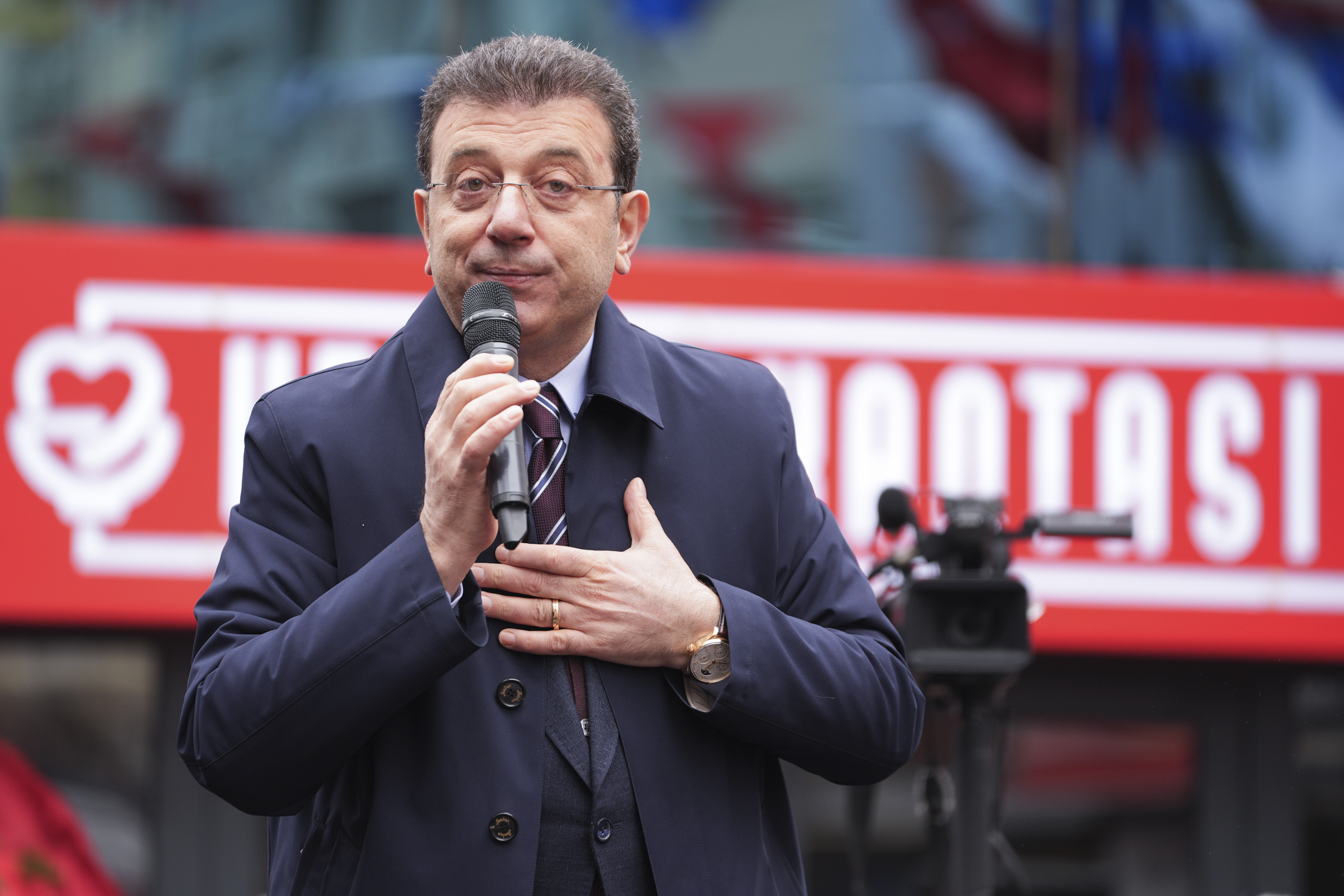 İmamoğlu'na sahte diploma soruşturması: YÖK raporu ortaya çıktı! 