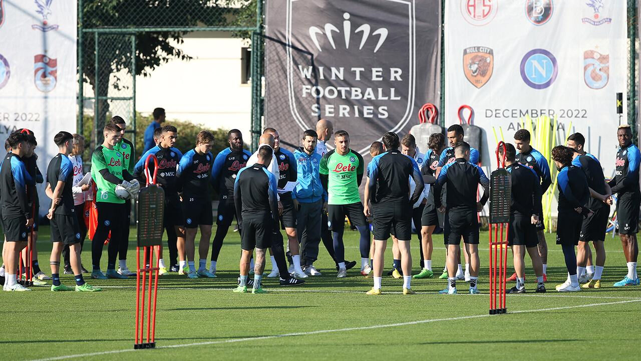 On yılda para saçtılar! İşte transferlere en çok para harcayan futbol takımları - 9. Resim