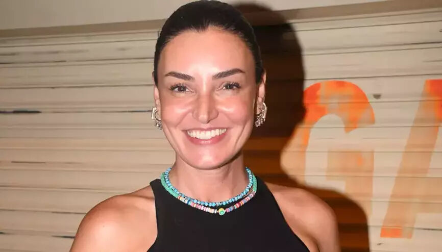 Ünlü şarkıcı Sevcan Orhan menajerinin yaptığını görünce şoke oldu! Soluğu mahkemede aldı - 5. Resim