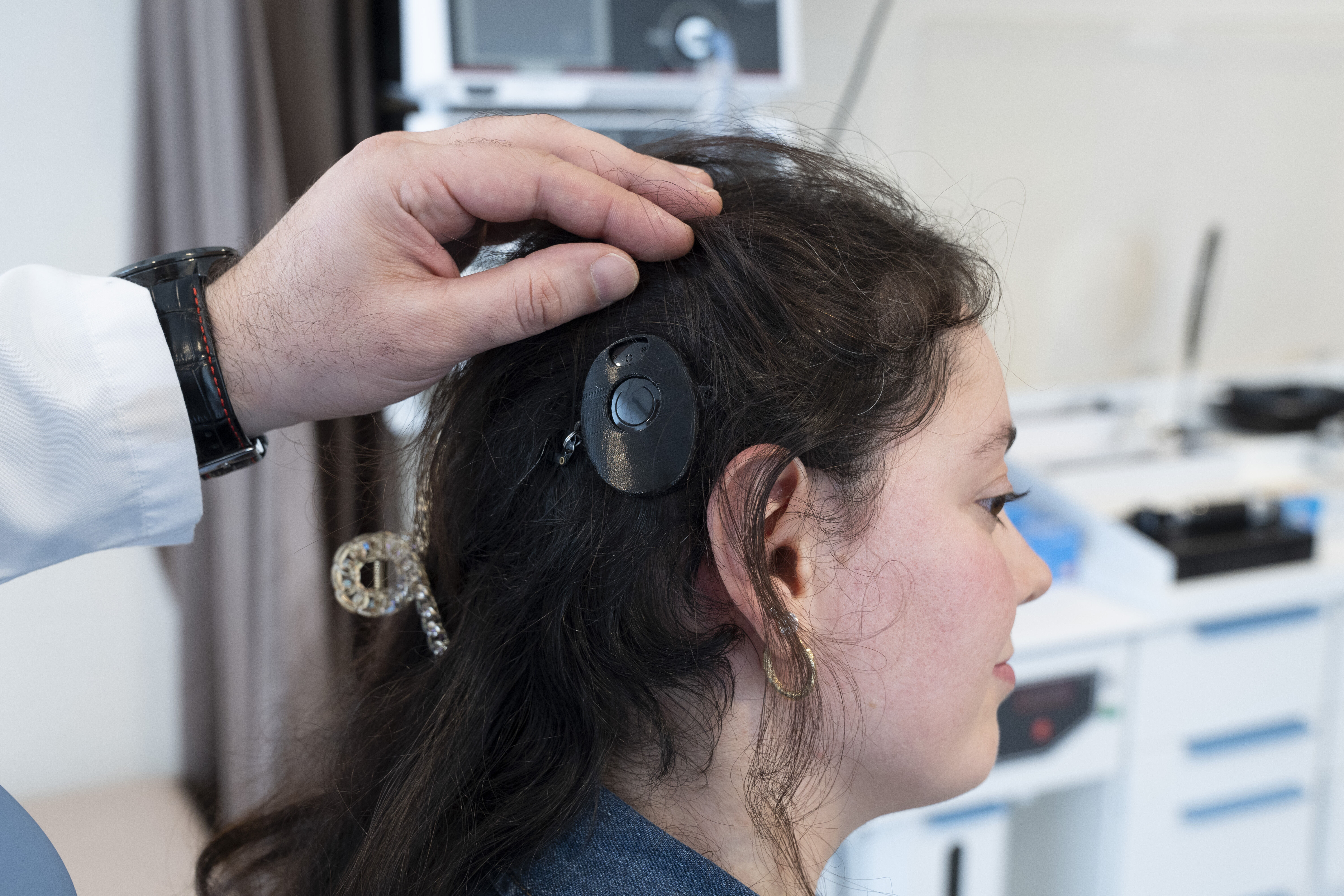 30 yaşında yeniden doğdu! ''Sesleri bebek gibi yeniden tanıyacak'' 30 yaşında yeniden doğdu! ''Sesleri bebek gibi yeniden tanıyacak'' - 3. Resim