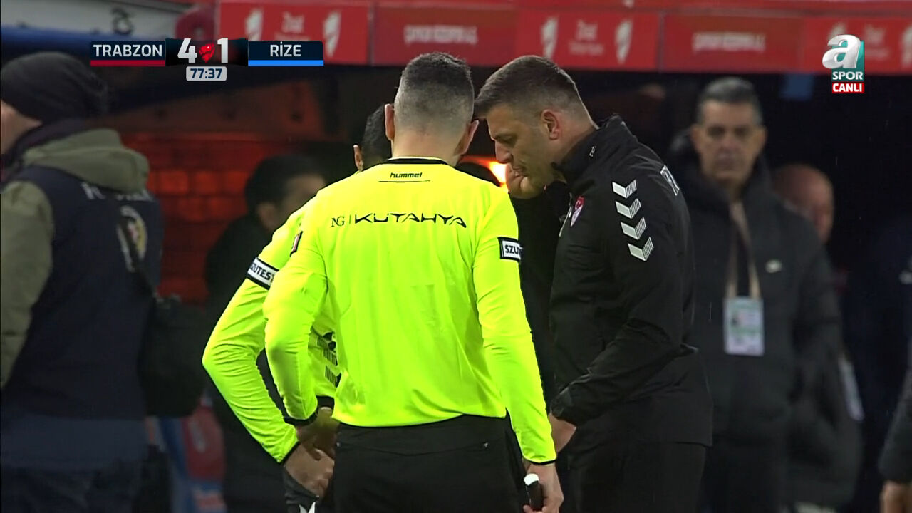 Hakem Ümit Öztürk, Trabzonspor - Rizespor maçına devam edemedi! Hakem Ümit Öztürk, Trabzonspor - Rizespor maçına devam edemedi! - 2. Resim