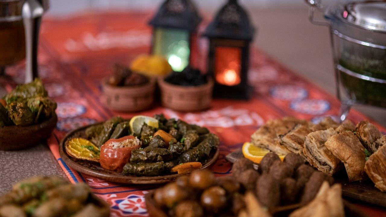 İlk sahur ilk iftar saat kaçta? İstanbul, Bursa, İzmir Ramazan İmsakiyesi - 1. Resim