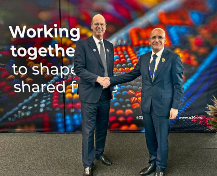 Bakan Şimşek'ten G20'de kritik temaslar Bakan Şimşek'ten G20'de kritik temaslar - 2. Resim