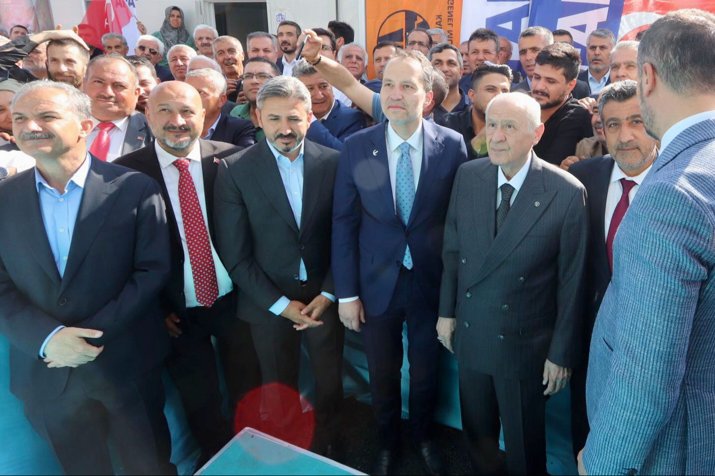 Fatih Erbakan, Bahçeli'nin taziye aramasına geri dönüş yapmadı - 1. Resim