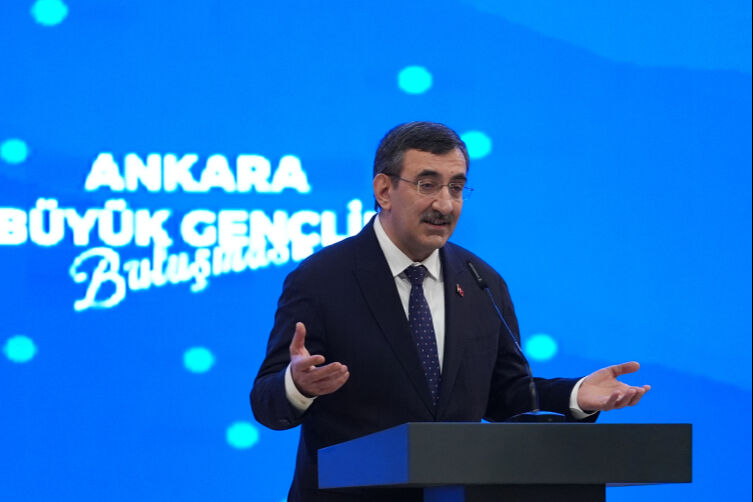 İŞKUR'dan öğrencilere yarı zamanlı iş imkanı! Cevdet Yılmaz duyurdu: Hem okuyup hem çalışabileceksiniz - 2. Resim