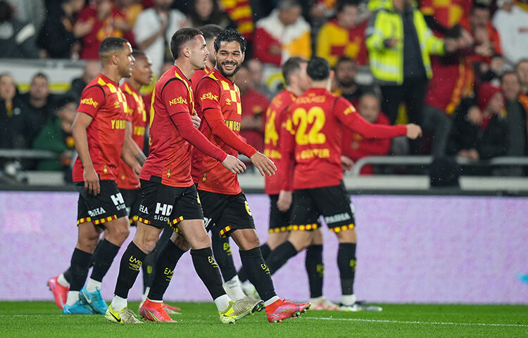 Karşılaşmayı Ömer Tolga Güldibi yönetecek! Kasımpaşa - Göztepe maçı ne zaman, hangi kanalda? - 3. Resim