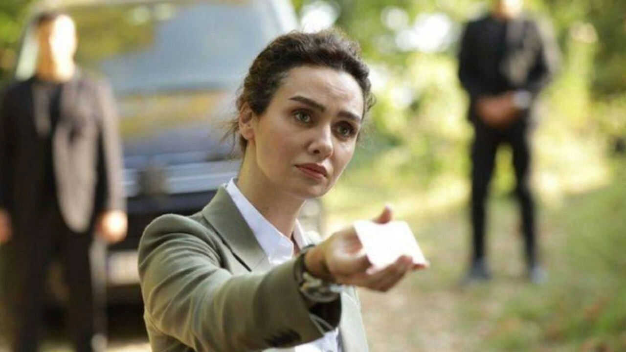 Mezarlık dizisi oyuncuları kimler? Mezarlık 2. sezon yayında! Mezarlık dizisi oyuncuları kimler? Mezarlık 2. sezon yayında! - 1. Resim