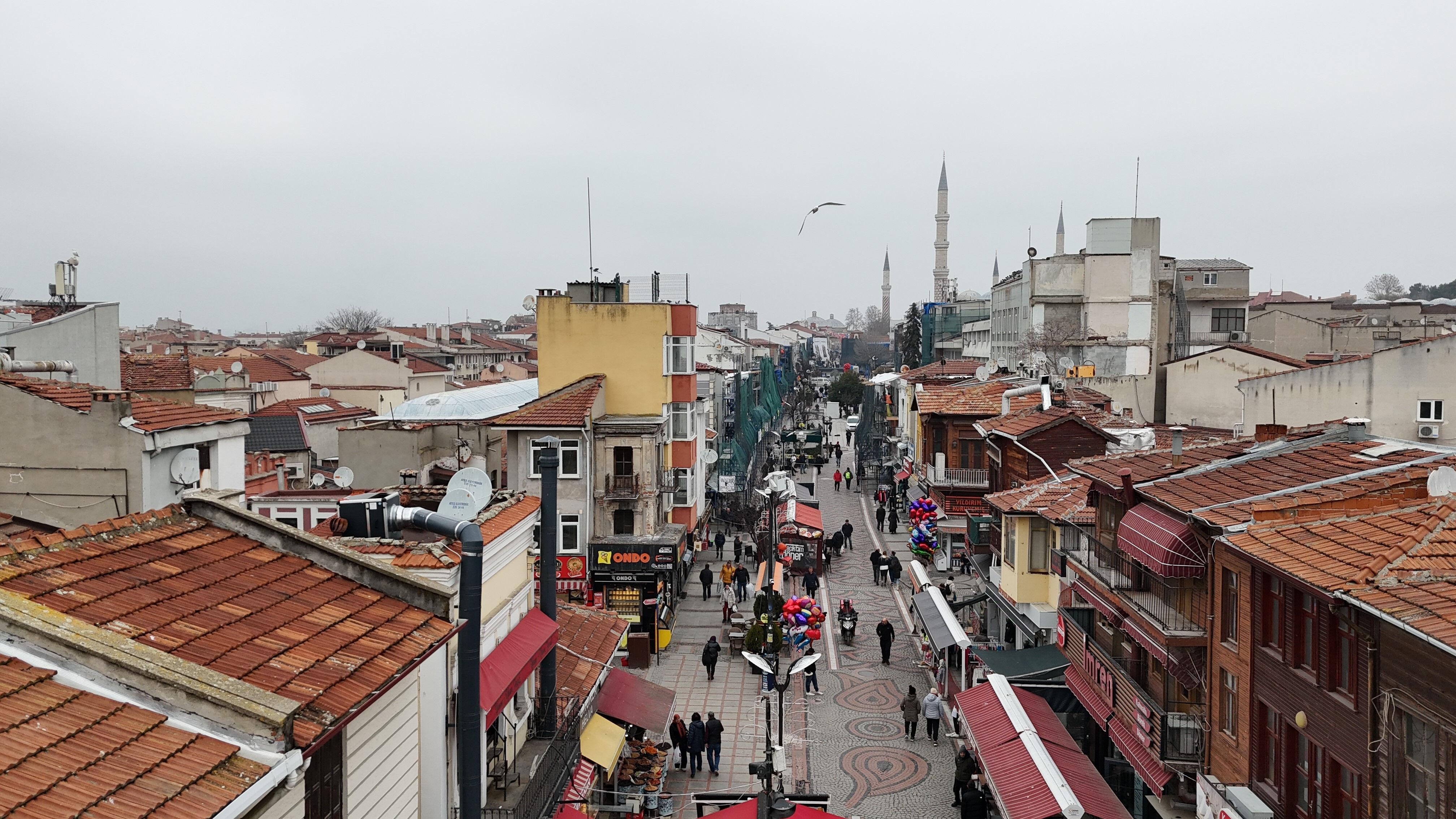 Turistin alım gücü düşünce esnaf kepenk kapattı! O ülkenin vatandaşı artık gelmiyor Turistin alım gücü düşünce esnaf kepenk kapattı! O ülkenin vatandaşı artık gelmiyor - 1. Resim