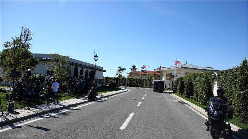 Türkiye arabulucu rolüyle yeniden sahada! ABD ve Rus yetkililer İstanbul'da buluştu Türkiye arabulucu rolüyle yeniden sahada! ABD ve Rus yetkililer İstanbul'da buluştu - 2. Resim