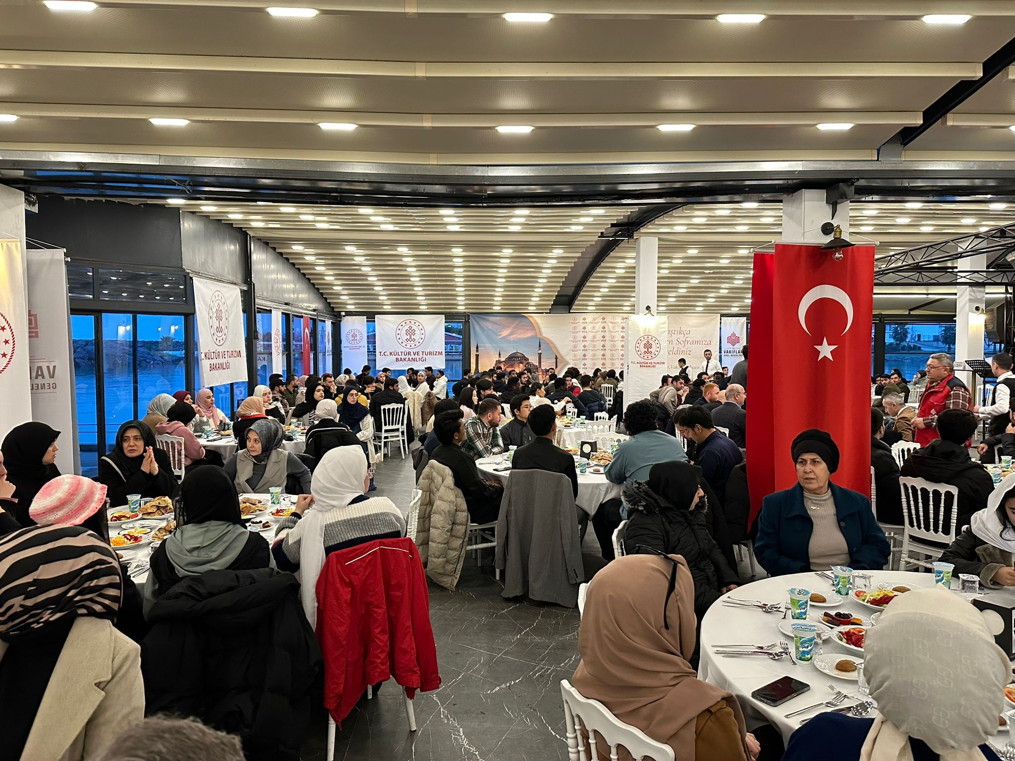 Ücretsiz iftar sofraları belli oldu! İstanbul'da iftar çadırları buralara kurulacak - 4. Resim
