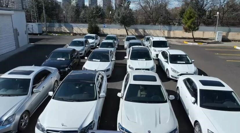 Depremde ağır hasar alan araçlar üzerinden milyonluk vurgun Depremde ağır hasar alan araçlar üzerinden milyonluk vurgun - 1. Resim