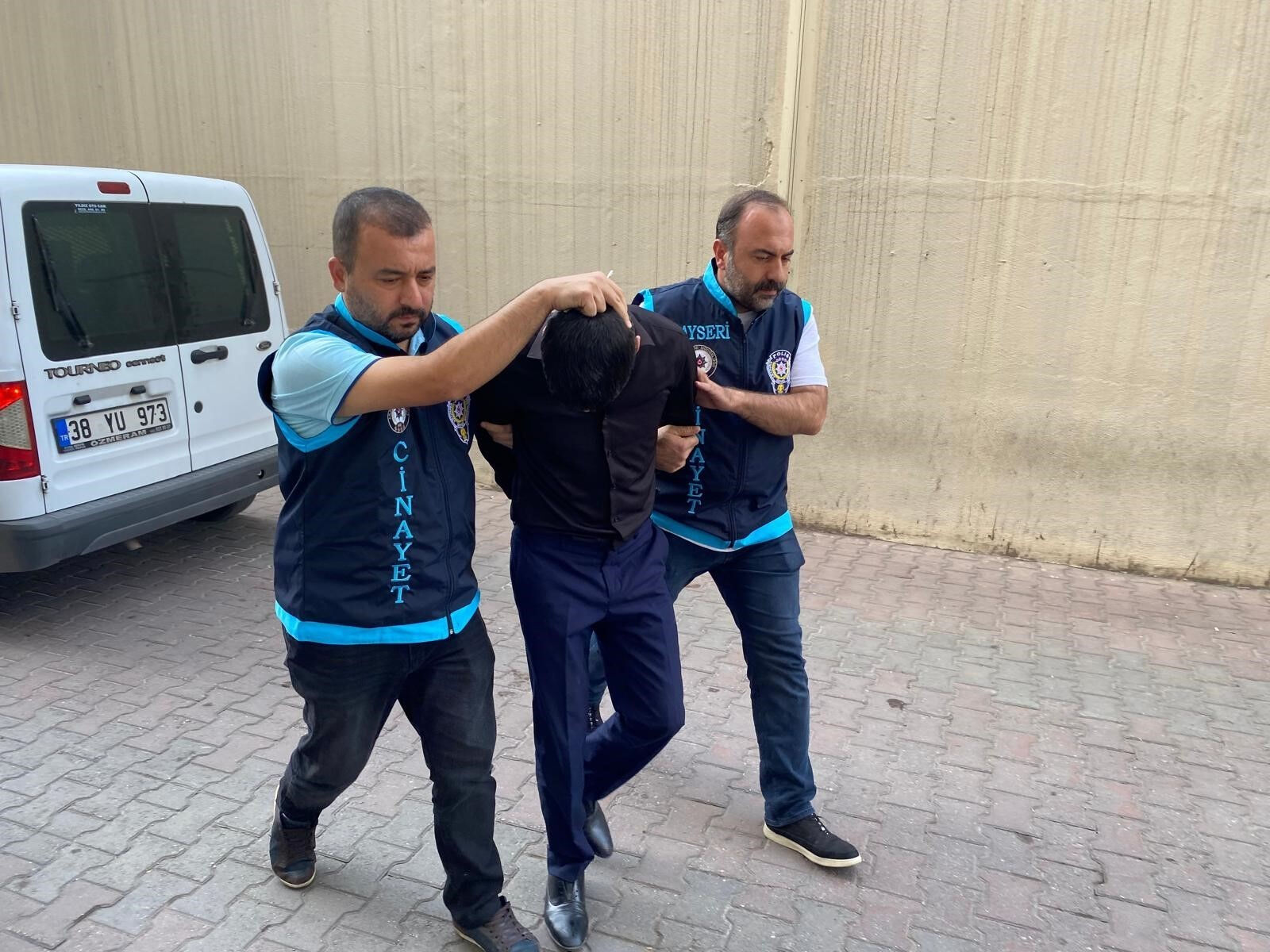 Düğünde kan aktı! Havaya ateş açan şahıs facia yaşattı - 2. Resim