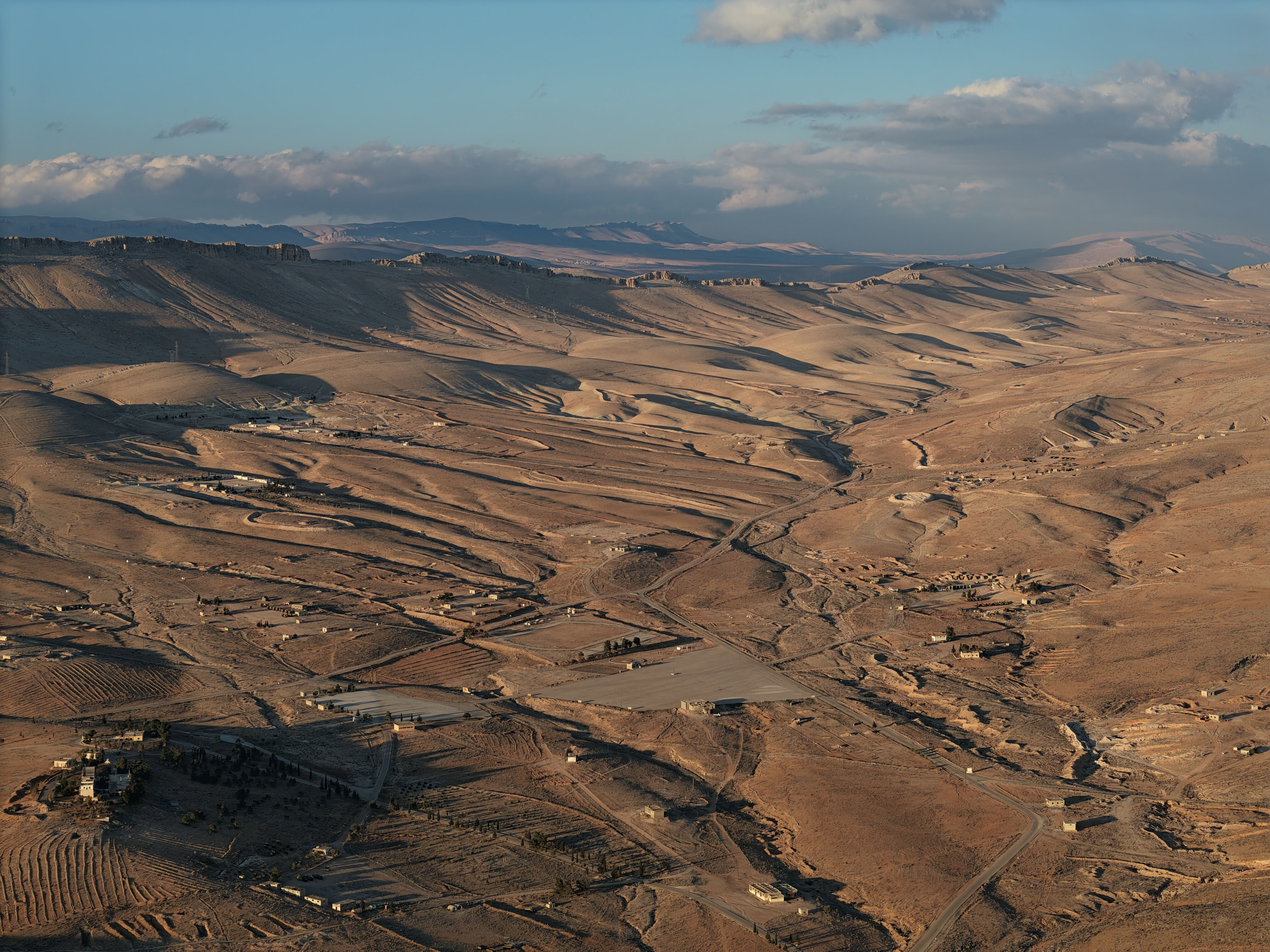 Esad'ın katliam üssü: Kimyasal silah deposu ortaya çıktı Esad'ın katliam üssü: Kimyasal silah deposu ortaya çıktı - 3. Resim