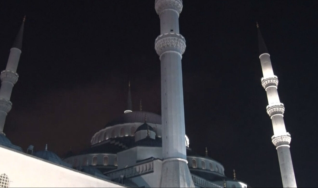 Hoş geldin Ya Şehr-i Ramazan... Ramazan coşkusu ilk teravih ile başladı Hoş geldin Ya Şehr-i Ramazan... Ramazan coşkusu ilk teravih ile başladı - 8. Resim