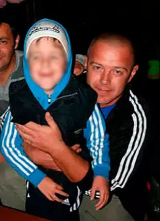 Kan donduran köpek saldırısı! Küçük çocuğun yüzü parçalandı, babası feryat etti Kan donduran köpek saldırısı! Küçük çocuğun yüzü parçalandı, babası feryat etti - 1. Resim