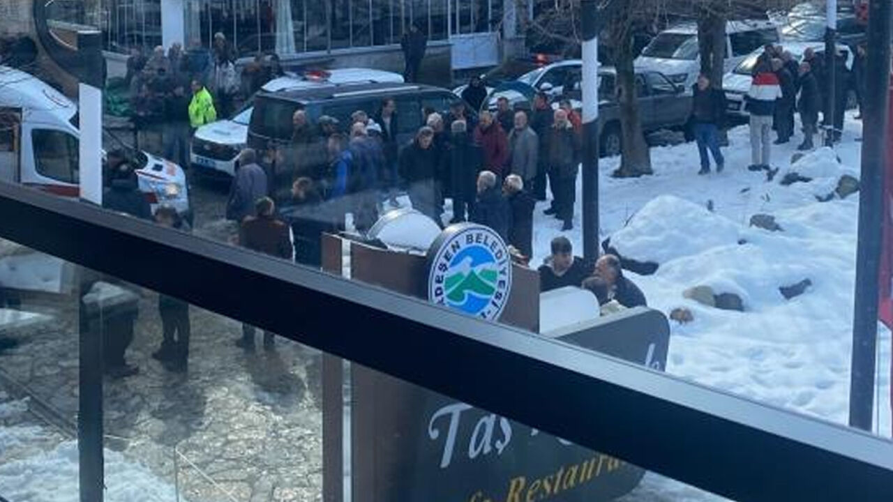 Rize'de belediye başkan yardımcısına silahlı saldırı! Yanına gelen şahıs bir anda ateş açtı - 1. Resim