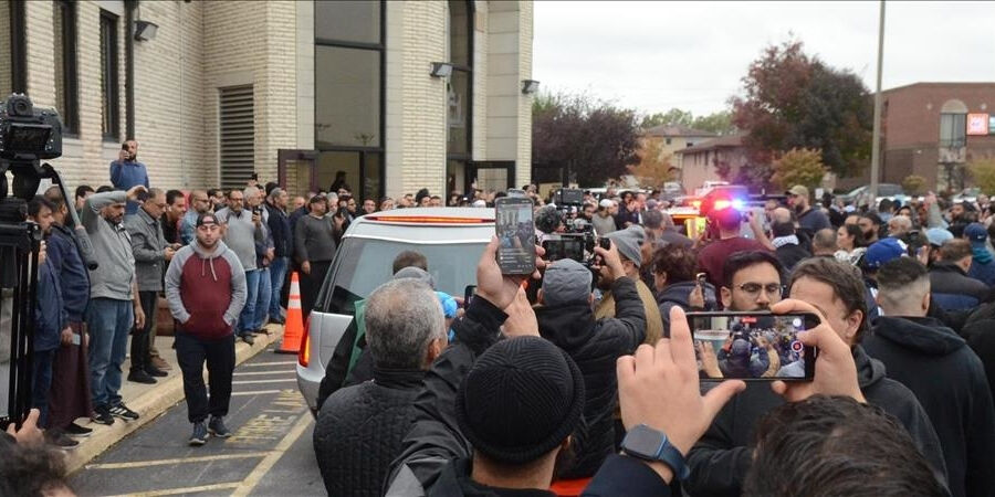 2 yıl sonra suçlu bulundu! Sırf Müslüman diye 6 yaşında çocuğu 26 yerinden bıçaklayan adam hakkında karar verildi - 1. Resim