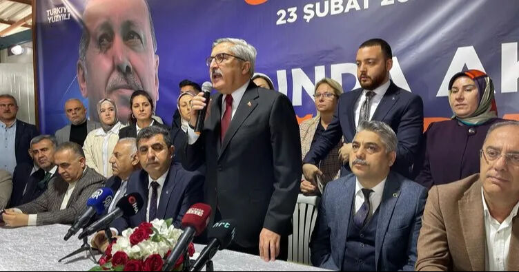 AK Partili isim Trump'ın Zelenskiy'e yaptıklarına işaret etti: Adayımız yine Erdoğan - 1. Resim