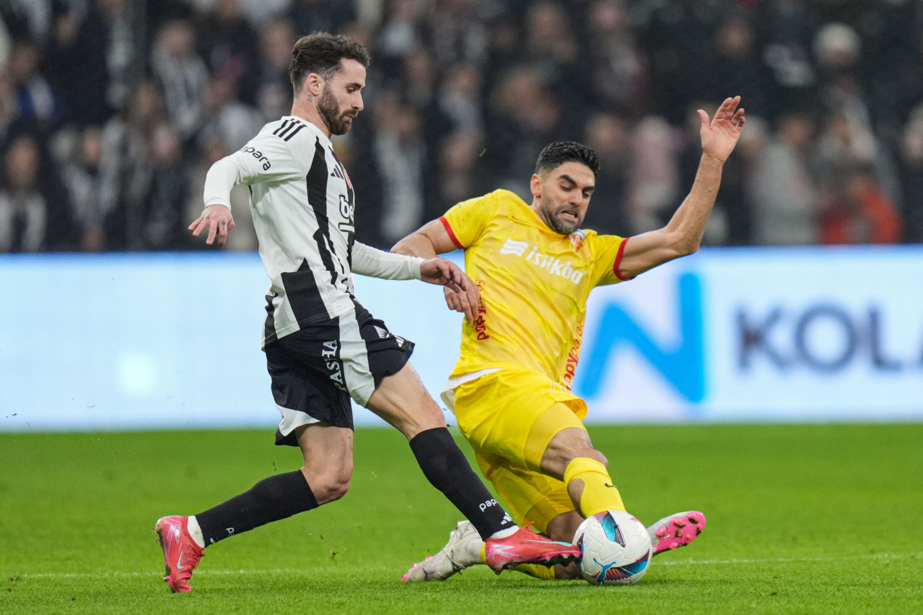 Dolmabahçe'de kazanan Beşiktaş! Yenilmezlik serisi 9'a çıktı - 4. Resim