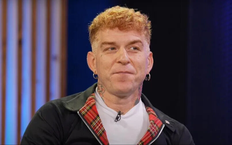 Gökhan Özoğuz kimdir, kaç yaşında? Athena'nın solisti olarak tanınıyor - 1. Resim