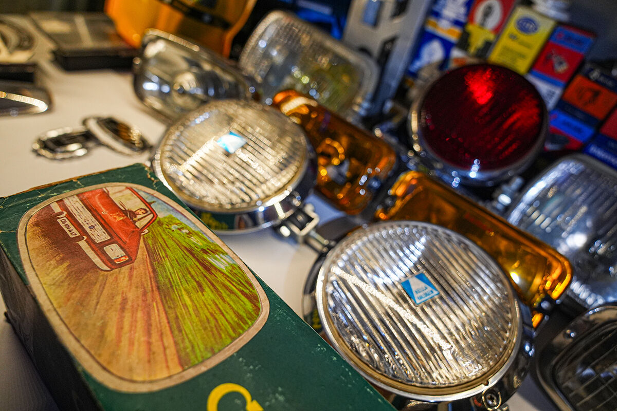 Hepsi ilk günkü gibi! Arabalarını kardeş gibi gören Anadol tutkunları garajlarını açtı - 6. Resim